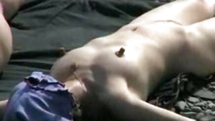 Dövmeli Olivia Gül turkish hd porno İğne Yapmak Üzerinde